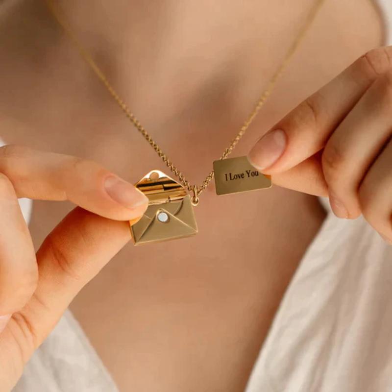 Customized Design Envelope Necklace